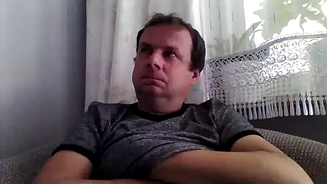 Snapshot of grzes19763 chatting on 3, 6, 2026 grzes19763 online show from 3, 6, 2026