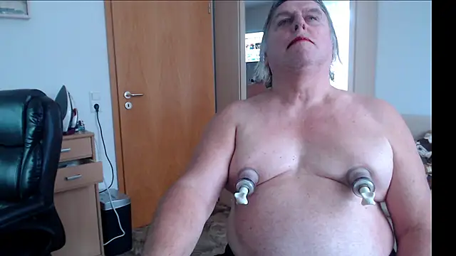 Sissygera online show from 15, 12, 2024