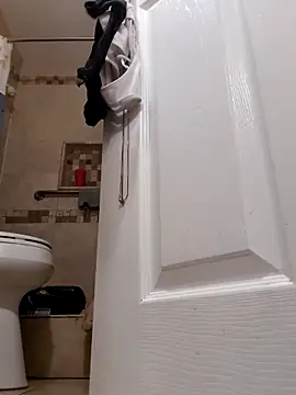 Snapshot of bobby69cock chatting on 31, 3, 2026 bobby69cock online show from 31, 3, 2026