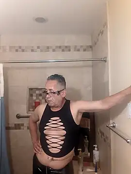 Snapshot of bobby69cock chatting on 1, 4, 2026 bobby69cock online show from 1, 4, 2026