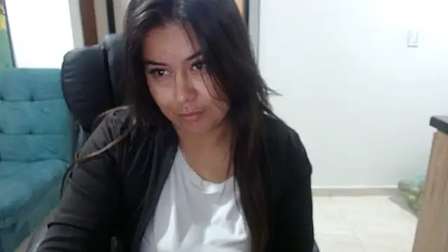 Ixchel Anaid online show from 1, 3, 2025