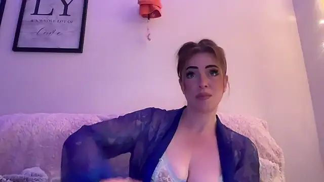 Snapshot of EmilyBlue chatting on 23, 4, 2026 EmilyBlue online show from 23, 4, 2026