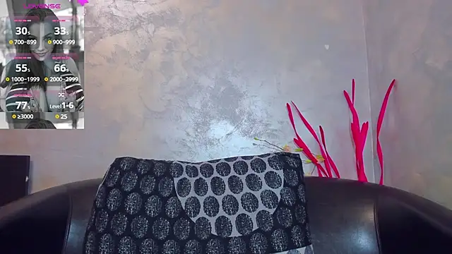 Snapshot of Emma_Muller32 chatting on 19, 3, 2025 Emma Muller32 online show from 19, 3, 2025