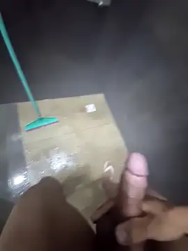 Snapshot of lucas_souza21 chatting on 13, 9, 2025 lucas souza21 online show from 13, 9, 2025