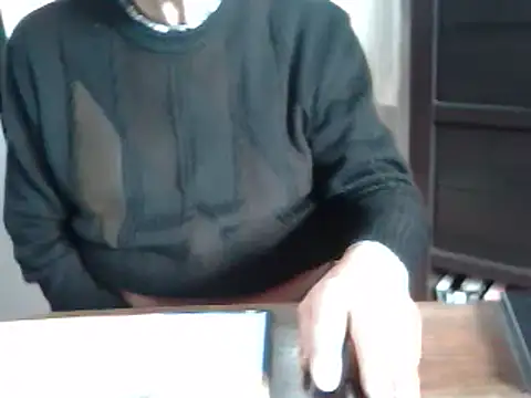 johnjohn622662 online show from 28, 2, 2025