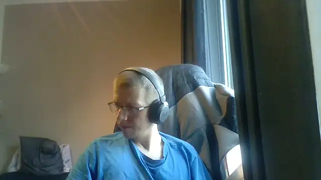 Snapshot of David250692 chatting on 10, 6, 2026 David250692 online show from 10, 6, 2026
