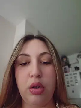 Snapshot of sofiabichota chatting on 11, 6, 2026 sofiabichota online show from 11, 6, 2026