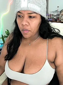 paola091 online show from 9, 4, 2026