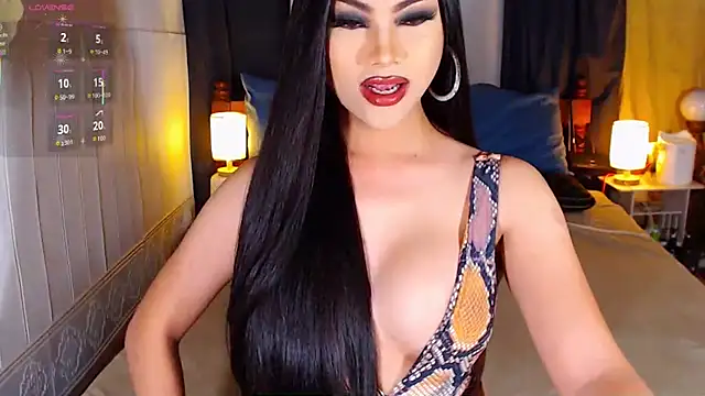 Snapshot of UrsexiestTammy chatting on 19, 9, 2025 UrsexiestTammy online show from 19, 9, 2025