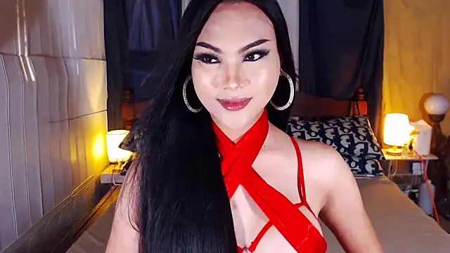 Snapshot of UrsexiestTammy chatting on 8, 10, 2025 UrsexiestTammy online show from 8, 10, 2025