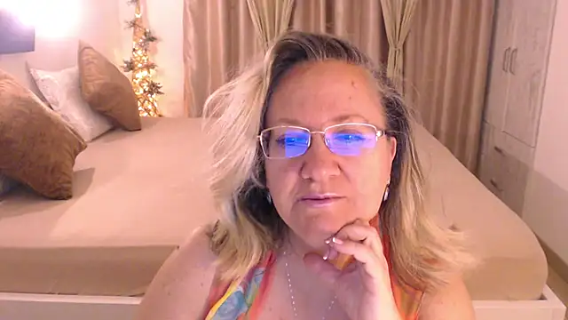 Raisshy online show from 6, 3, 2025