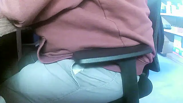 Snapshot of Cygnus58topchef chatting on 17, 12, 2025 Cygnus58topchef online show from 17, 12, 2025