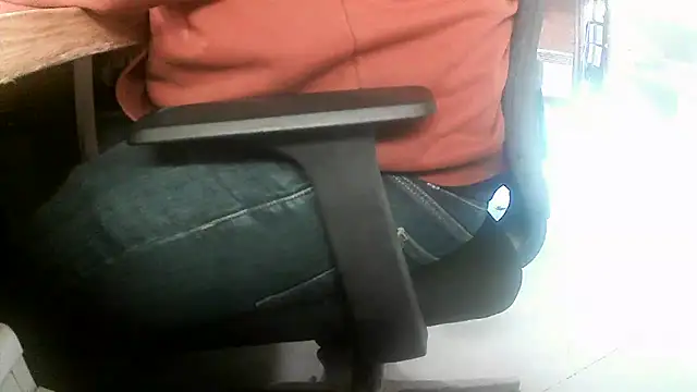 Snapshot of Cygnus58topchef chatting on 11, 3, 2026 Cygnus58topchef online show from 11, 3, 2026