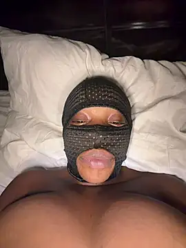 Snapshot of Ebony_nasty_girl chatting on 20, 4, 2026 Ebony nasty girl online show from 20, 4, 2026