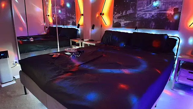 Snapshot of MikyFoxx chatting on 17, 1, 2026 MikyFoxx online show from 17, 1, 2026