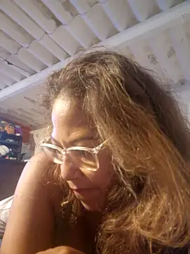 Snapshot of mila38 chatting on 28, 9, 2025 mila38 online show from 28, 9, 2025
