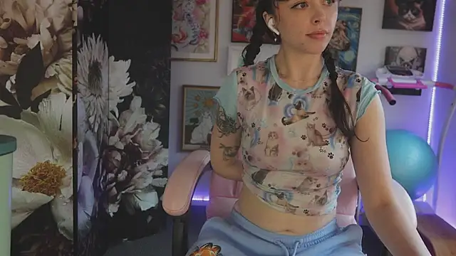 makiyahbelle online show from 14, 5, 2026