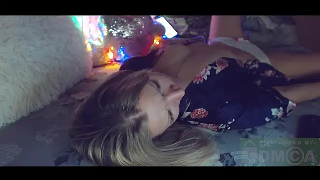 mimmi  online show from 4, 12, 2024