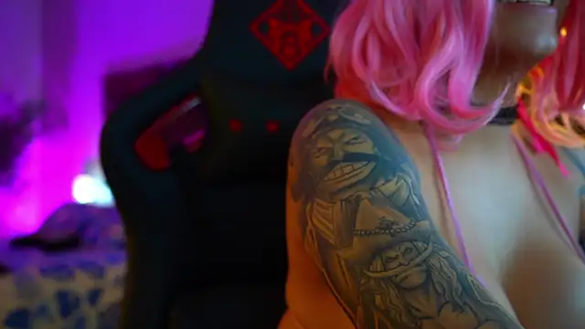 ambarEvans online show from 2, 12, 2024