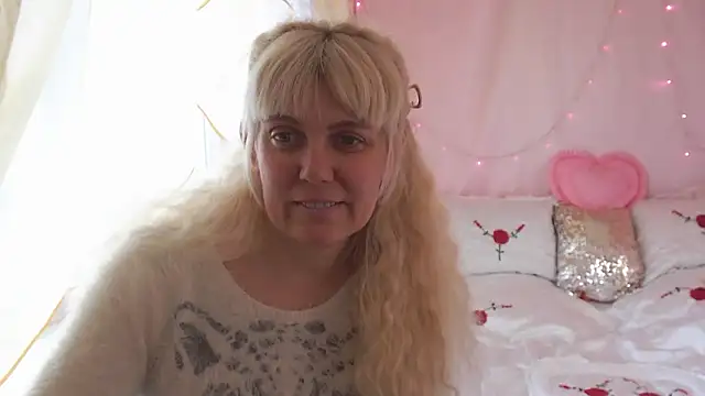 Snapshot of SunnySylvia chatting on 21, 3, 2026 SunnySylvia online show from 21, 3, 2026