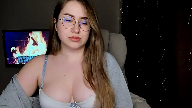 Snapshot of SeasonalSomeone chatting on 15, 3, 2025 SeasonalSomeone online show from 15, 3, 2025