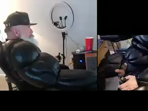 Snapshot of njdbear chatting on 6, 2, 2025 njdbear online show from 6, 2, 2025