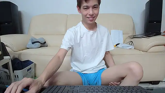 Snapshot of andrewooi chatting on 5, 7, 2026 andrewooi online show from 5, 7, 2026