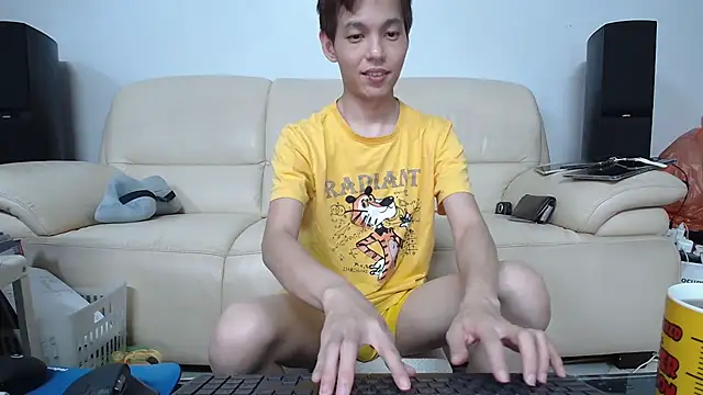 Snapshot of andrewooi chatting on 12, 7, 2026 andrewooi online show from 12, 7, 2026