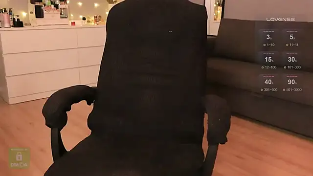 Hit-girl- online show from 16, 2, 2025