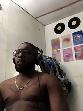 Snapshot of livepro chatting on 19, 11, 2025 livepro online show from 19, 11, 2025