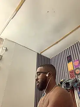 Snapshot of livepro chatting on 11, 1, 2026 livepro online show from 11, 1, 2026