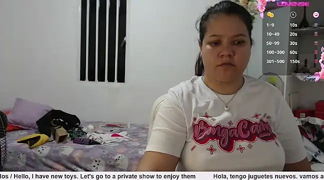 Snapshot of carolina_hairy chatting on 5, 3, 2025 carolina hairy online show from 5, 3, 2025