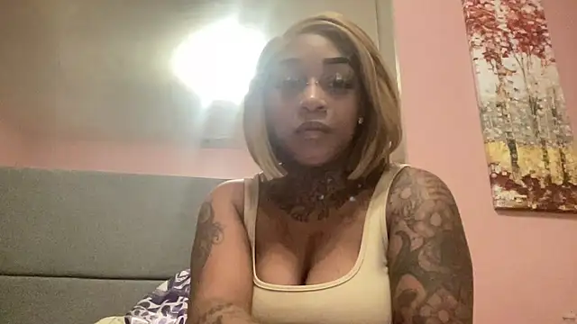 Creamesensation online show from 30, 1, 2025