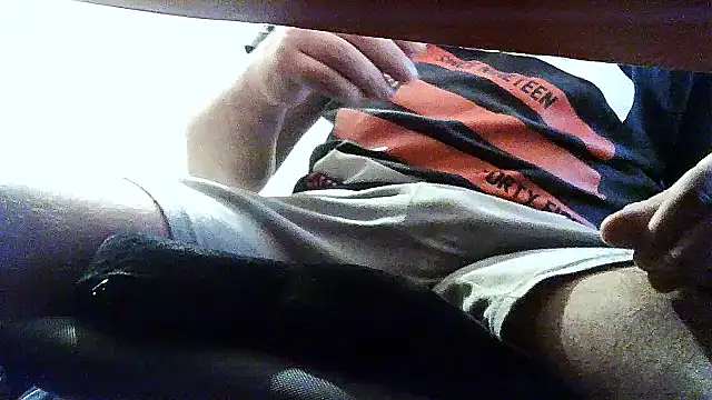 Snapshot of opreatiby chatting on 10, 3, 2026 opreatiby online show from 10, 3, 2026