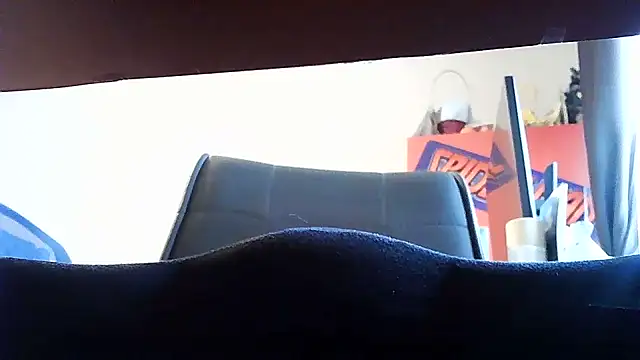 Snapshot of opreatiby chatting on 3, 4, 2026 opreatiby online show from 3, 4, 2026