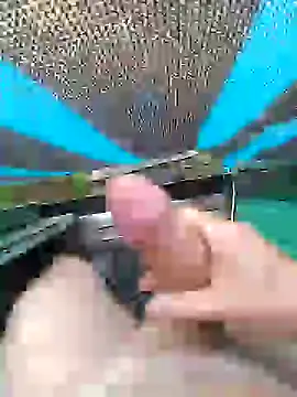 Alvaro2017 online show from 4, 2, 2025