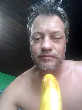 Alvaro2017 online show from 16, 2, 2025