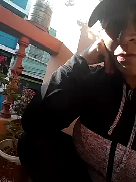 latinfemale online show from 23, 1, 2025