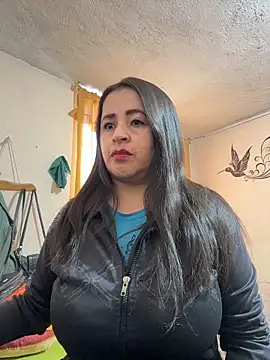 latinfemale online show from 22, 5, 2026