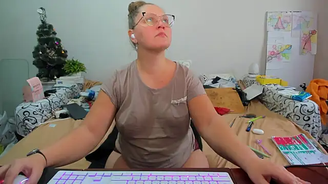 IamYourNarcotic online show from 7, 2, 2026