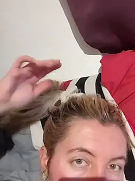 Snapshot of Mllesha74000 chatting on 5, 1, 2025 Mllesha74000 online show from 5, 1, 2025