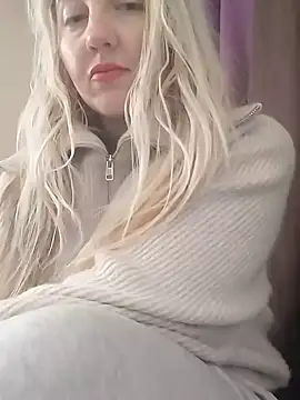 Snapshot of Mllesha74000 chatting on 12, 1, 2025 Mllesha74000 online show from 12, 1, 2025