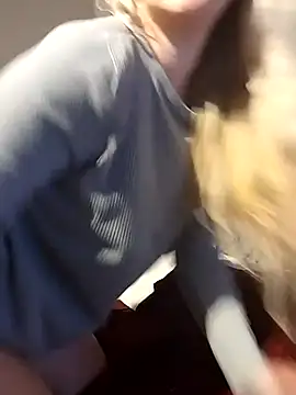 Snapshot of Mllesha74000 chatting on 22, 3, 2025 Mllesha74000 online show from 22, 3, 2025