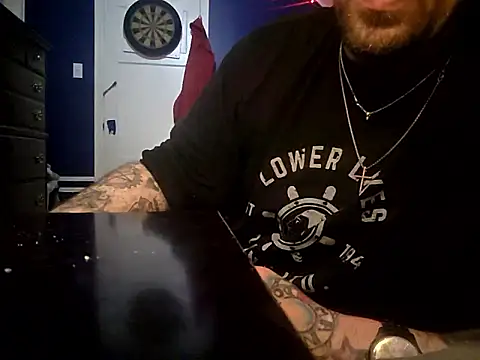 Snapshot of canadacockinme chatting on 2, 4, 2026 canadacockinme online show from 2, 4, 2026