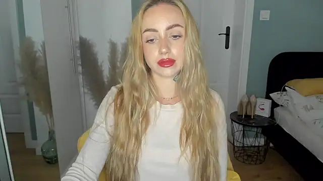 Snapshot of sexyCoralie chatting on 31, 5, 2026 sexyCoralie online show from 31, 5, 2026