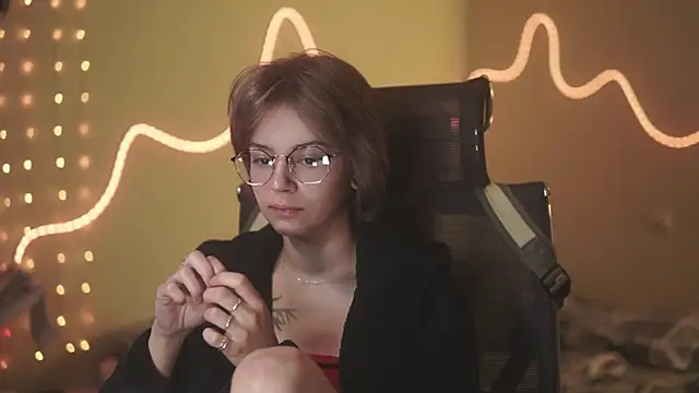 Snapshot of alyssa_sweet chatting on 17, 4, 2026 alyssa sweet online show from 17, 4, 2026