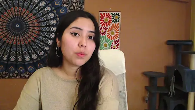 Snapshot of IntimateTales chatting on 7, 1, 2025 IntimateTales online show from 7, 1, 2025