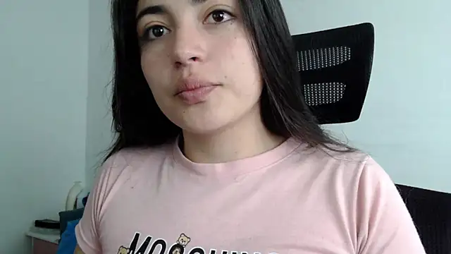 Snapshot of Honey_Aynur20 chatting on 4, 12, 2024 Honey Aynur20 online show from 4, 12, 2024
