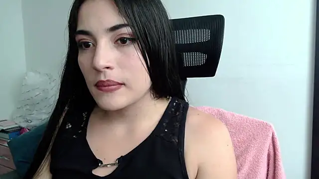 Snapshot of Honey_Aynur20 chatting on 28, 12, 2024 Honey Aynur20 online show from 28, 12, 2024