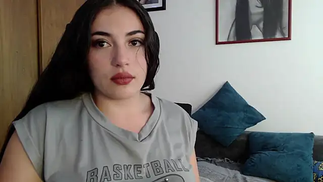 Snapshot of Honey_Aynur20 chatting on 11, 9, 2025 Honey Aynur20 online show from 11, 9, 2025
